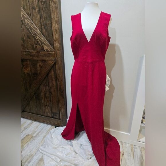 Dress The Population Sandra Plunge Crepe Trumpet Gown NWT Size XL Red - Picture 3 of 5